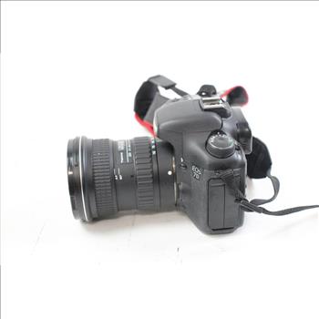 Canon EOS 7D 35mm SLR Camera