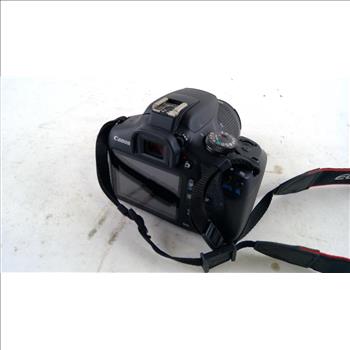 Canon EOS Rebel T7 SLR Camera