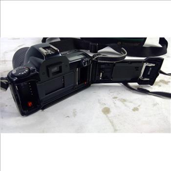 Canon EOS Rebel X 35mm SLR Camera With Kalimar AFF Flash And Camera Bag