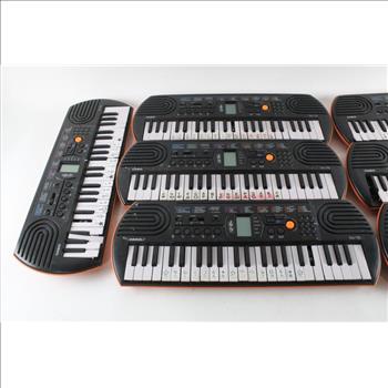 Casio Electric Mini Keyboards, 7 Pieces