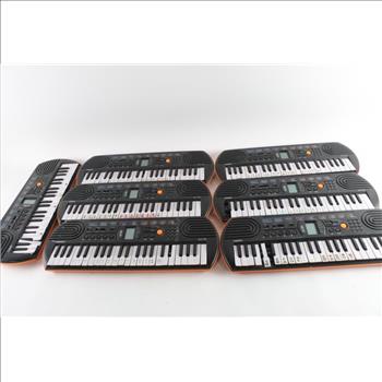 Casio Electric Mini Keyboards, 7 Pieces