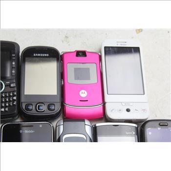 Cell Phone Lot: Motorola, Blackberry And More 10+ Pieces, Sold For Parts