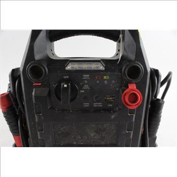 Cen-Tech Portable Power Pack With Jump Starter