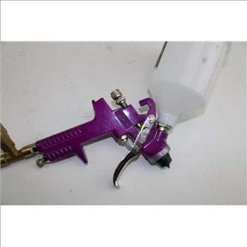 Central Pneumatic 20oz. Feed Spray Gun