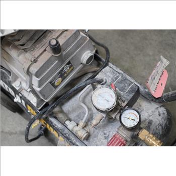 Central Pneumatic 8 Gallon Rolling Air Compressor