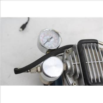 Central Pneumatic Professional 95630 Mini Air Compressor With Air Brush