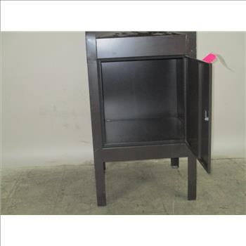 Chainstrom Standing Mailbox