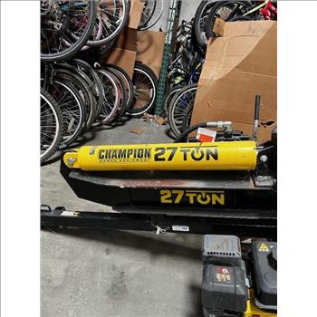 Champion 27 Ton Log Splitter