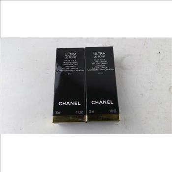 Chanel Flawless Finish Foundation, New, 2 Pieces
