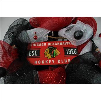 Chicago Blackhawks Black/Red/White Mesh Christmas Wreath