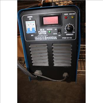 Chicago Electric 240v Inverter Plasma Cutter With Digital Display