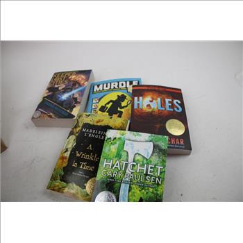 Children's Books - Hatchet, Holes, And More, 5 Pieces With Clue Game And Drawstring Bag