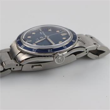 Christopher Ward Trident Watch