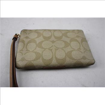 Coach Zipper Hand Wallet