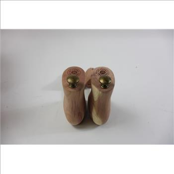 Cobbler's Choice Cedar Boot Tree