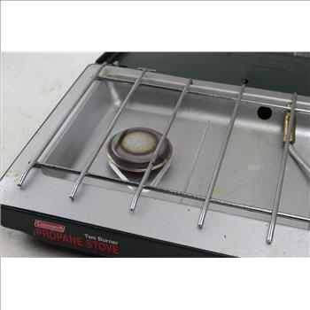 Coleman Two Burner Propane Stove 5430D454