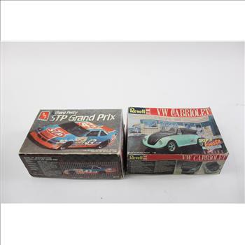 Collectible Scale Models Kits, 6 Pieces