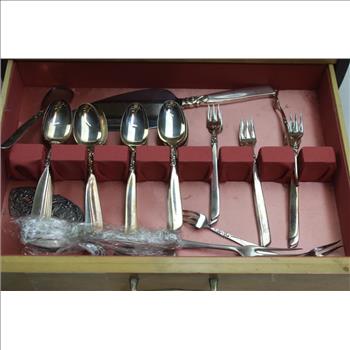 Community South Seas Silverware 10+ Pieces