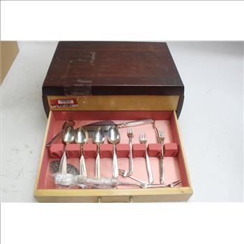 Community South Seas Silverware 10+ Pieces