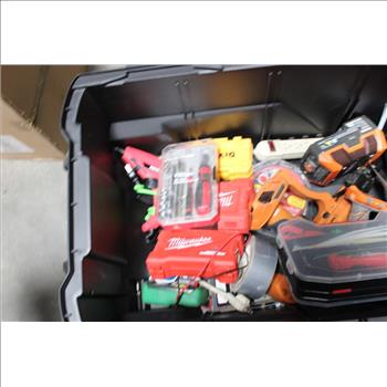 Craftsman 24 Gallon Rolling Tool Cart With Tools