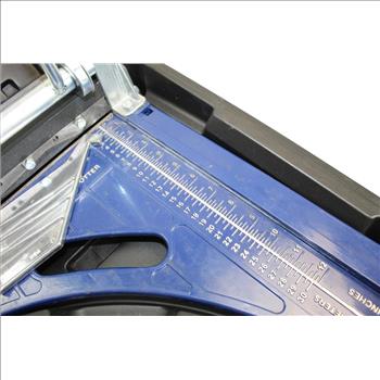 Crain Vinyl Tile Cutter In Case