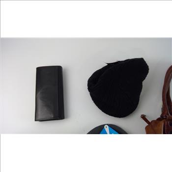 Crew Socks, Columbia Hat And More, 5 Pieces