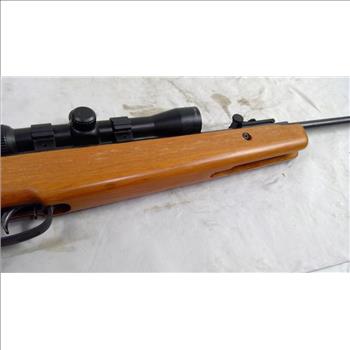 Crosman Storm XT Air Rifle With CenterPoint 3-9x32 Scope
