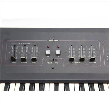 Crumar Performer PRFsynthesizer Keyboard And Carrying Bag