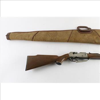 Daisy 881 BB Rifle With Case