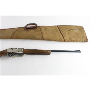 Daisy 881 BB Rifle With Case