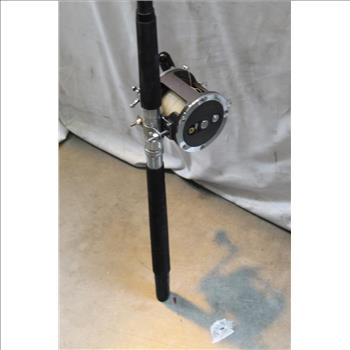 Daiwa Sealine Fishing Pole And Reel