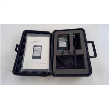 Dakota Ultrasonics Mx-2 Ultrasonic Thickness Gauge