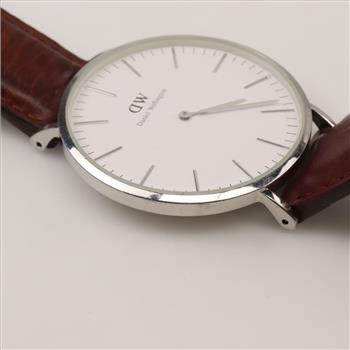 Daniel Wellington Leather Watch