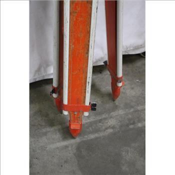 David White Orange Jobsite Tripod