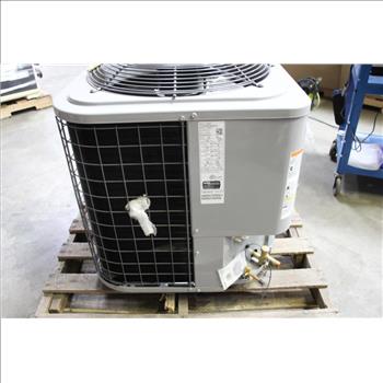 Day And Night AC Condenser SOLD FOR PARTS ONLY