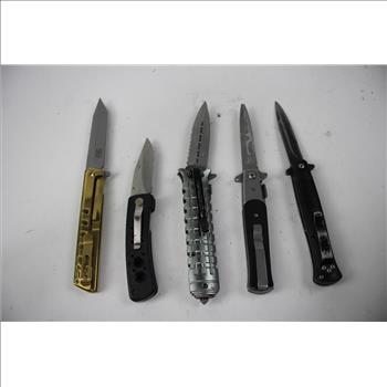 Defender Xtreme And Other Knives, 5 Pieces