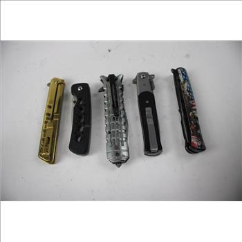 Defender Xtreme And Other Knives, 5 Pieces