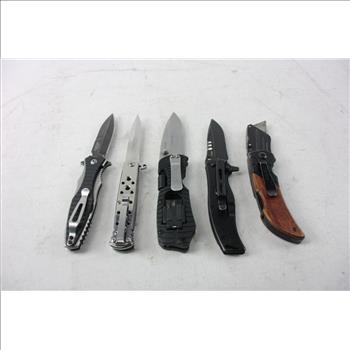Defender Xtreme And Other Knives, 5 Pieces
