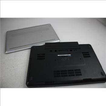 Dell And HP Laptops - 2 Laptops
