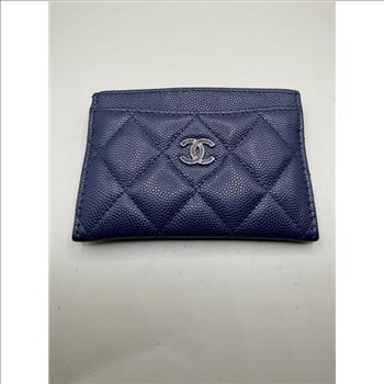 Designer Chanel Classic Card Holder - Doublechecked By Entrupy