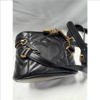 Gucci GG Black Chevron Quilted Leather Bag - Doublechecked By Entrupy
