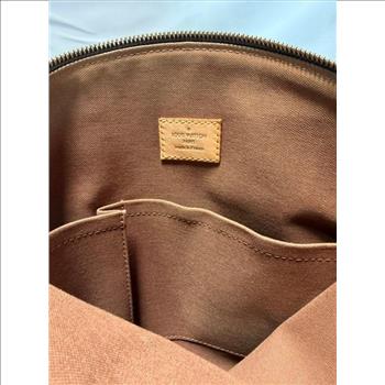 Louis Vuitton Monogram Signature Bag - Doublechecked By Entrupy