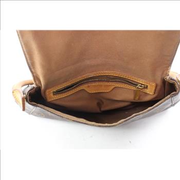 Designer Louis Vuitton Hand Bag - Doublechecked By Entrupy