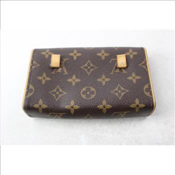 Designer Louis Vuitton Pouch - Doublechecked By Entrupy