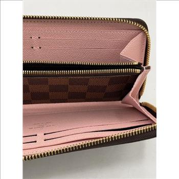Designer Louis Vuitton Wallet - Doublechecked By Entrupy