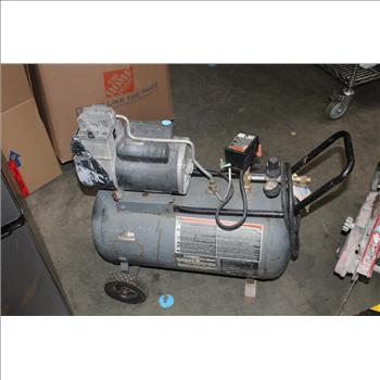 DeViilbiss Air Power Co. Pro 4000 Air Compressor RAFB412-1