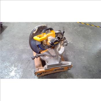 Dewalt 12