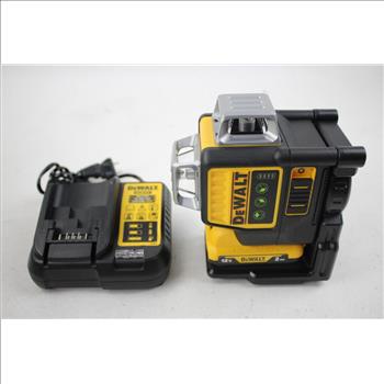 DeWalt 12V Max Laser Level In Case