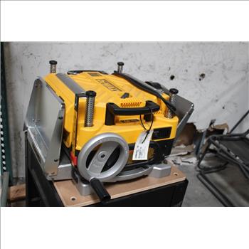 DeWalt 13 Inch Thickness Planer