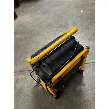 DeWalt 2.5 Gallon Air Compressor